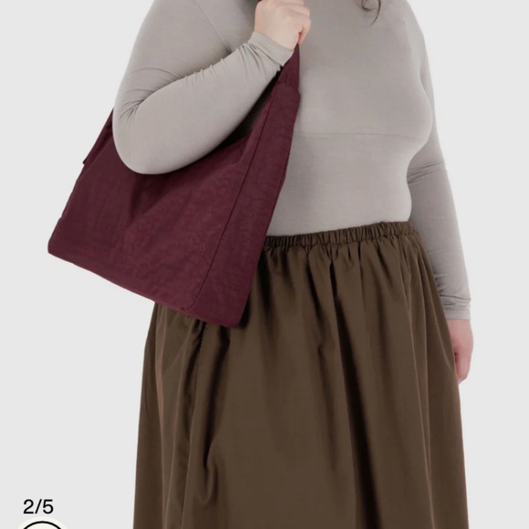 NWOT Baggu Nylon Shoulder Bag Mahagony - Picture 3 of 4